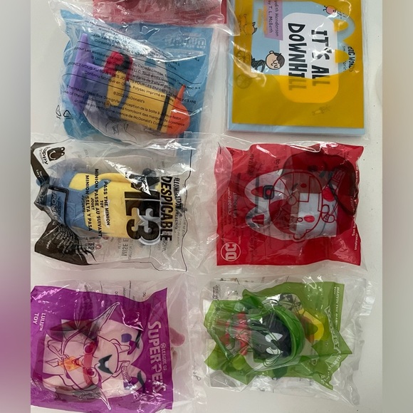 Assorted Kids Happy Meal Toys (7 Items) - Picture 2 of 3